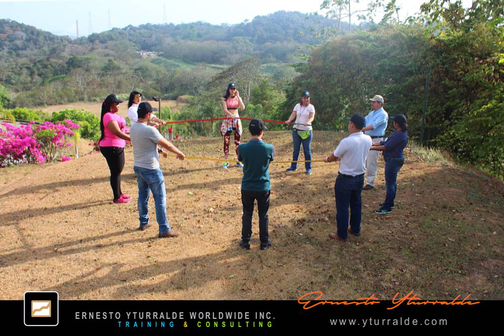 Guatemala Team Bonding, Guatemala Team Building, Guatemala Talleres de Cuerdas, Team Building en El Salvador